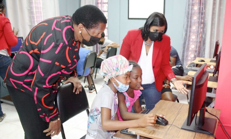 Digicel Foundation connects Blanchisseuse and La Fillette via Internet cafés